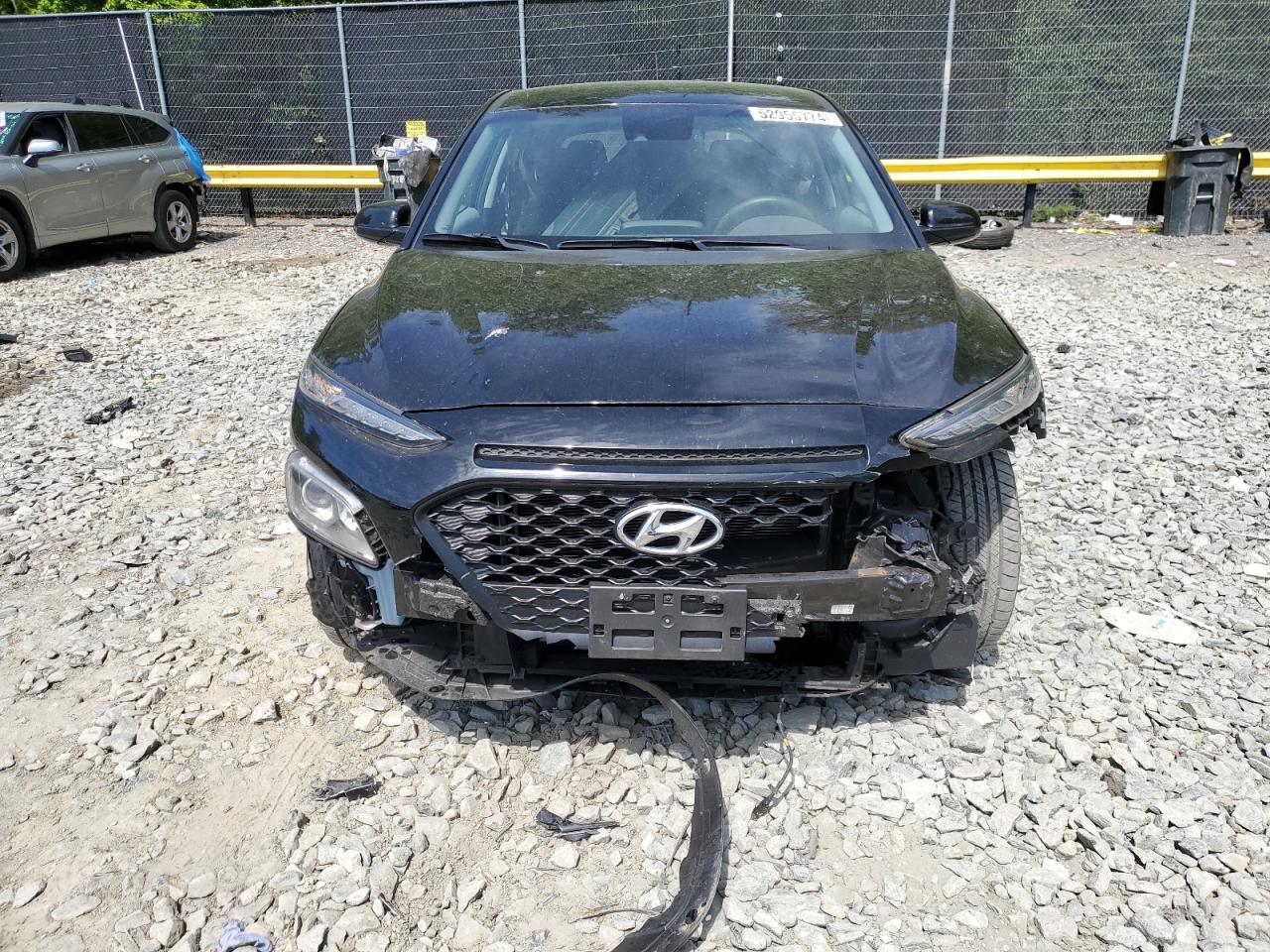 Photo 4 VIN: KM8K1CAA5KU271111 - HYUNDAI KONA 