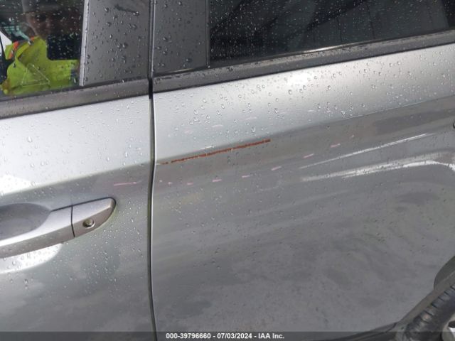 Photo 5 VIN: KM8K1CAA6KU294235 - HYUNDAI KONA 