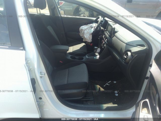 Photo 4 VIN: KM8K1CAA6KU335043 - HYUNDAI KONA 