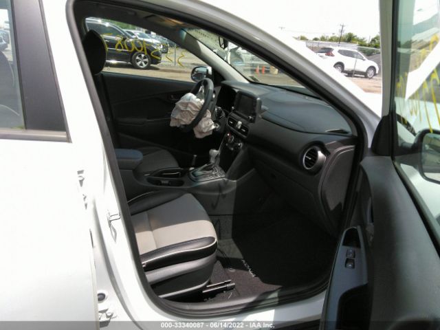 Photo 4 VIN: KM8K1CAA7JU129891 - HYUNDAI KONA 