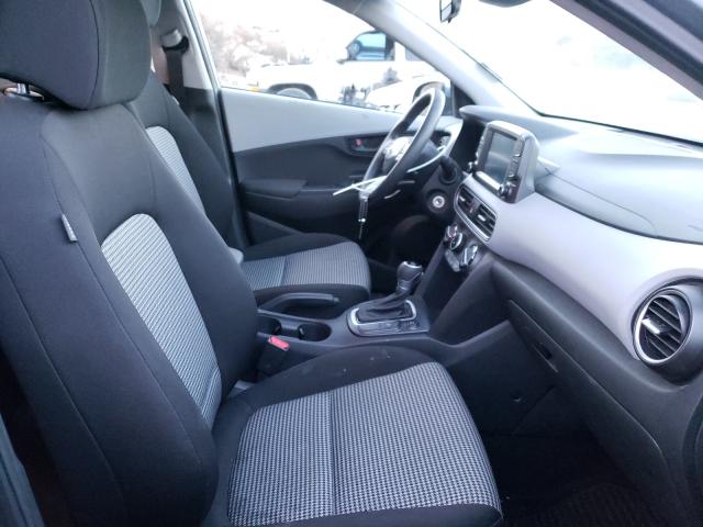 Photo 4 VIN: KM8K1CAA7KU252706 - HYUNDAI KONA SE 