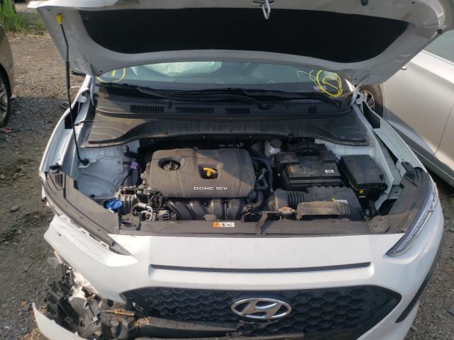 Photo 6 VIN: KM8K1CAA8LU505792 - HYUNDAI KONA SE 