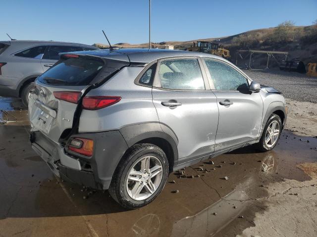 Photo 2 VIN: KM8K1CAA8MU704813 - HYUNDAI KONA SE 