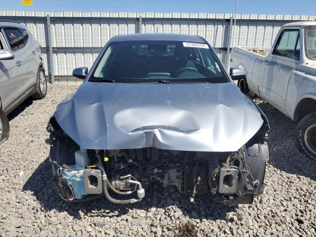 Photo 4 VIN: KM8K1CAA9MU690484 - HYUNDAI KONA SE 