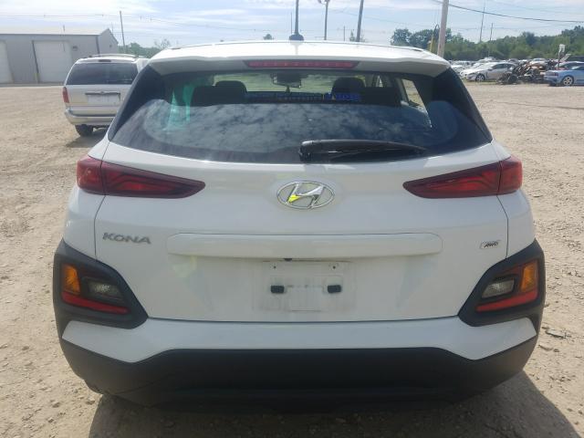 Photo 8 VIN: KM8K1CAAXJU179099 - HYUNDAI KONA SE 