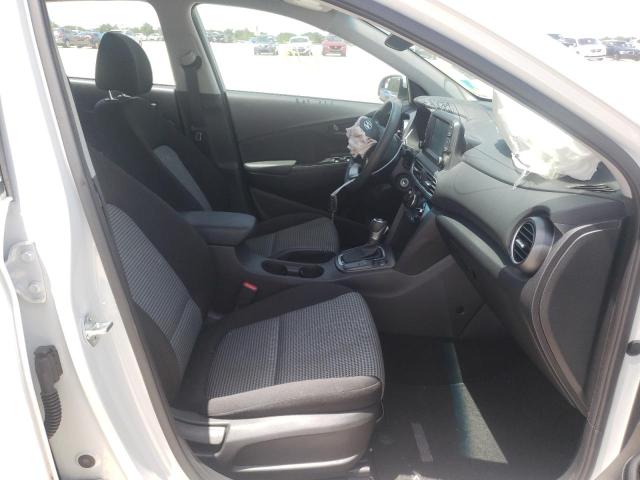 Photo 4 VIN: KM8K1CAAXMU600663 - HYUNDAI KONA SE 