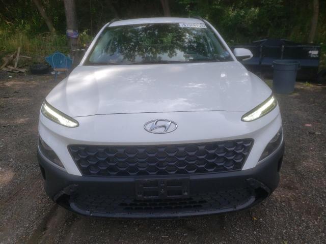 Photo 4 VIN: KM8K1CAB7NU871500 - HYUNDAI KONA SE 