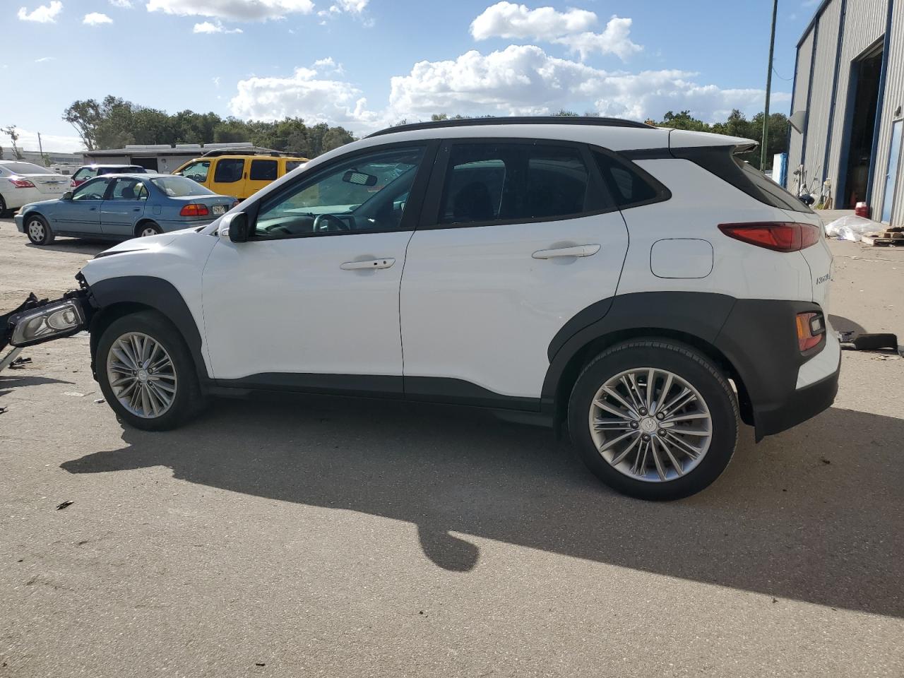 Photo 1 VIN: KM8K22AA0JU122272 - HYUNDAI KONA 