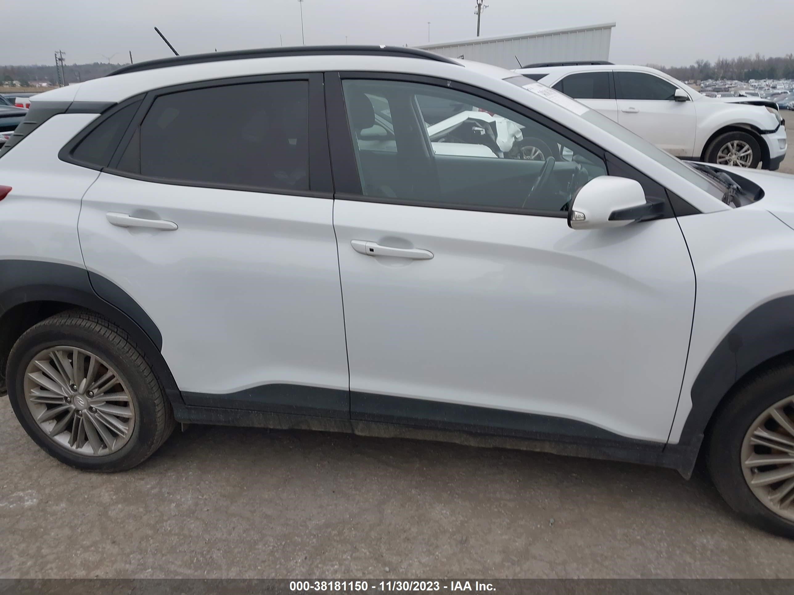 Photo 11 VIN: KM8K22AA0JU148225 - HYUNDAI KONA 