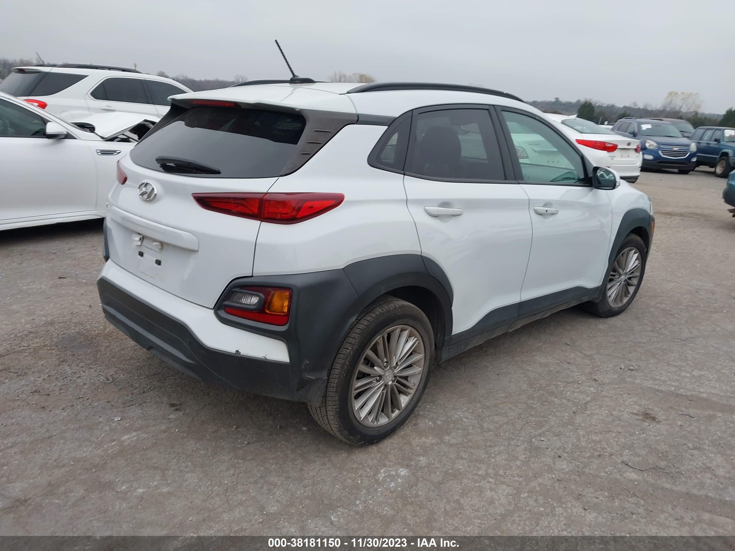 Photo 3 VIN: KM8K22AA0JU148225 - HYUNDAI KONA 