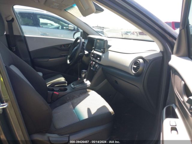 Photo 4 VIN: KM8K22AA0MU613896 - HYUNDAI KONA 