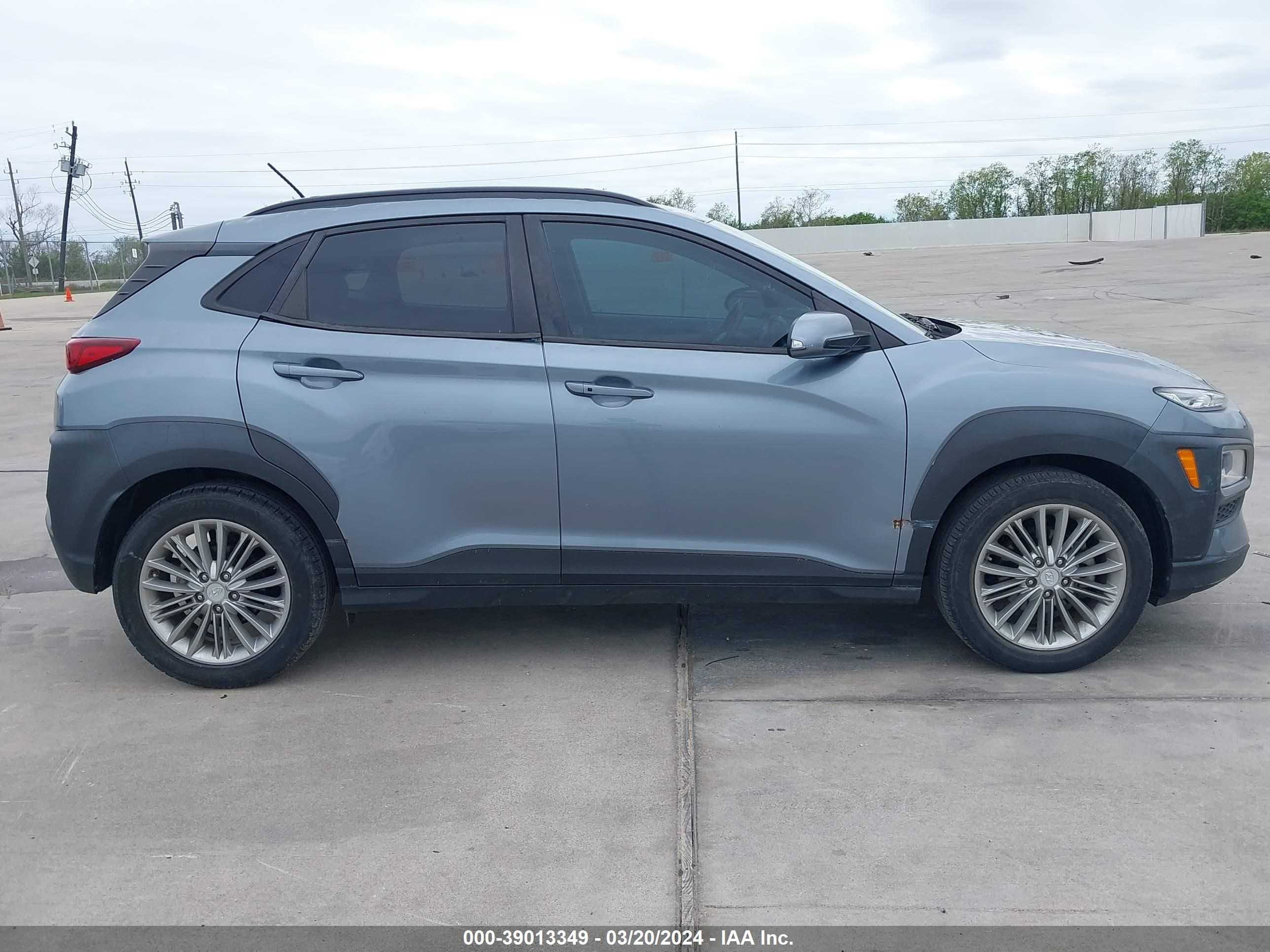 Photo 12 VIN: KM8K22AA1JU081232 - HYUNDAI KONA 