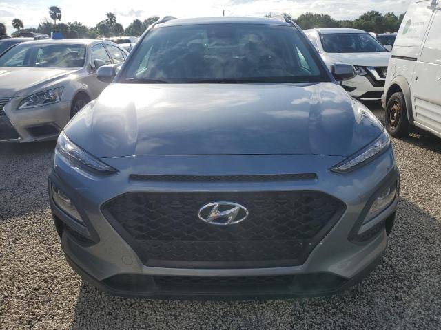 Photo 4 VIN: KM8K22AA1LU504555 - HYUNDAI KONA SEL 