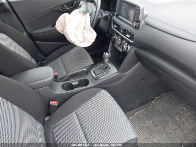 Photo 4 VIN: KM8K22AA1MU621165 - HYUNDAI KONA 