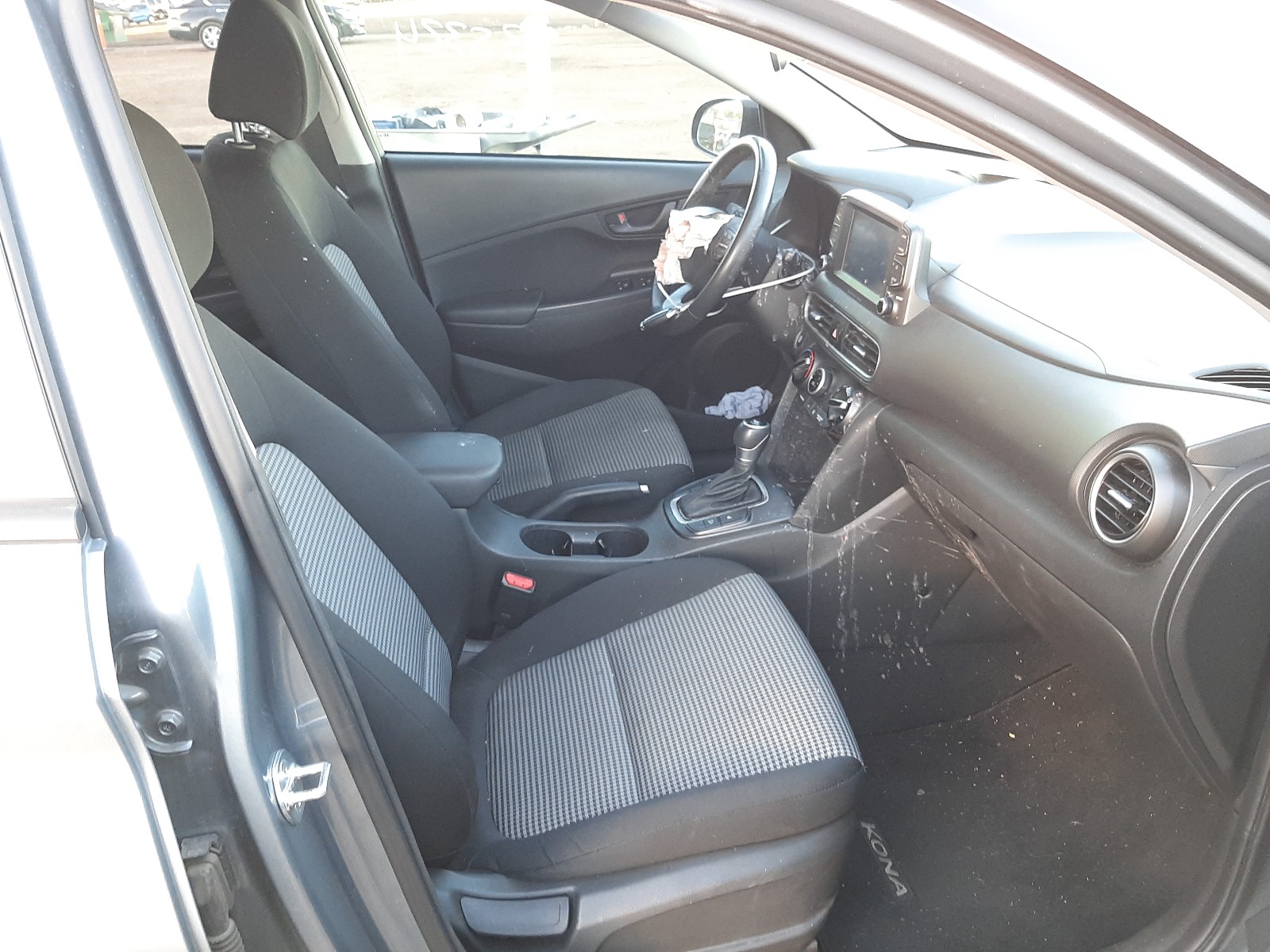 Photo 4 VIN: KM8K22AA2JU103027 - HYUNDAI KONA SEL 