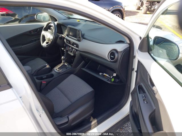 Photo 4 VIN: KM8K22AA2LU446942 - HYUNDAI KONA 