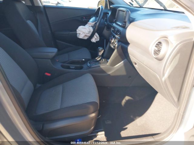 Photo 4 VIN: KM8K22AA2LU552386 - HYUNDAI KONA 