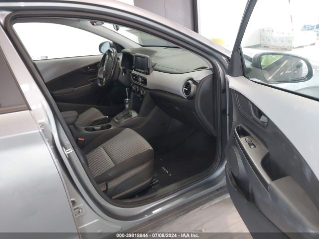 Photo 4 VIN: KM8K22AA2MU616640 - HYUNDAI KONA 