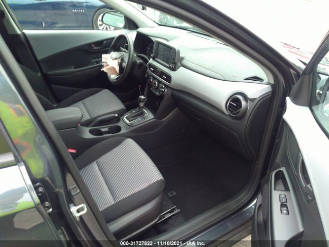 Photo 4 VIN: KM8K22AA2MU738849 - HYUNDAI KONA 