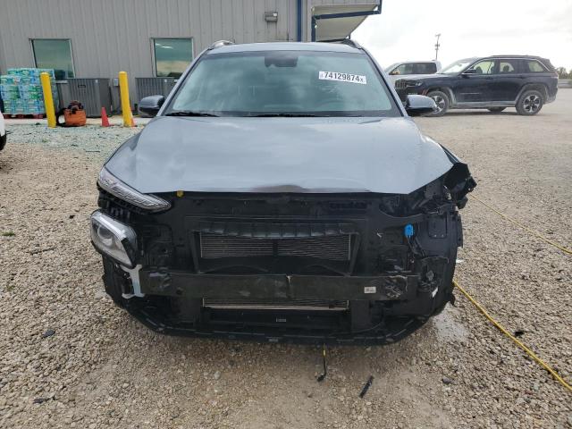 Photo 4 VIN: KM8K22AA3MU702670 - HYUNDAI KONA SEL 