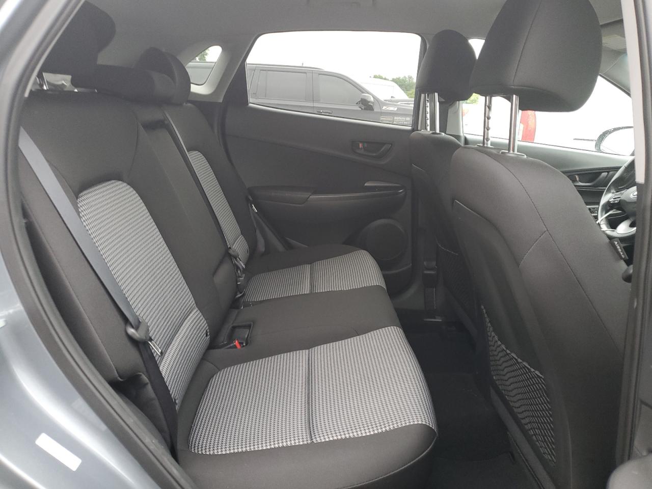 Photo 9 VIN: KM8K22AA5LU405074 - HYUNDAI KONA 