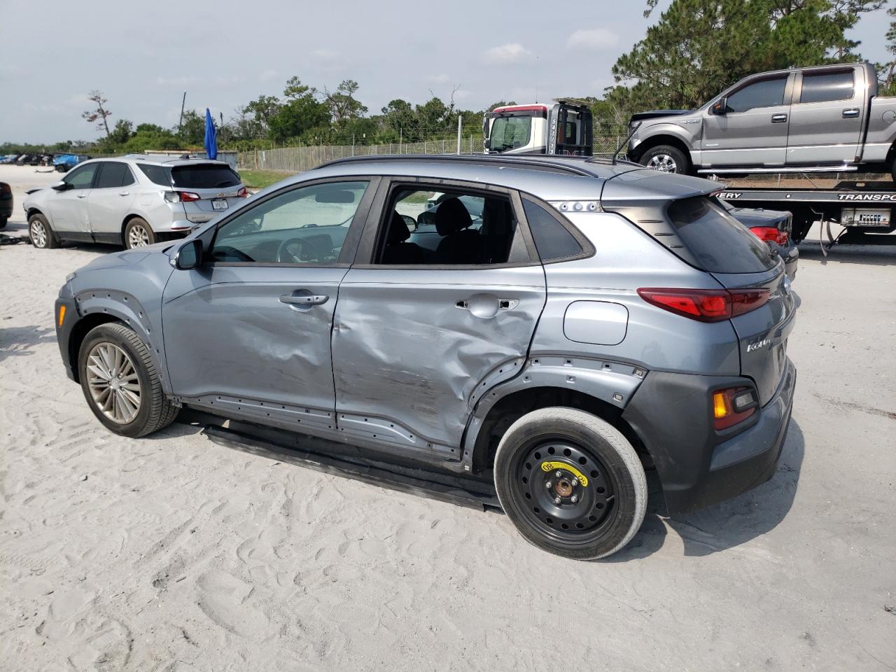 Photo 1 VIN: KM8K22AA6JU145779 - HYUNDAI KONA 