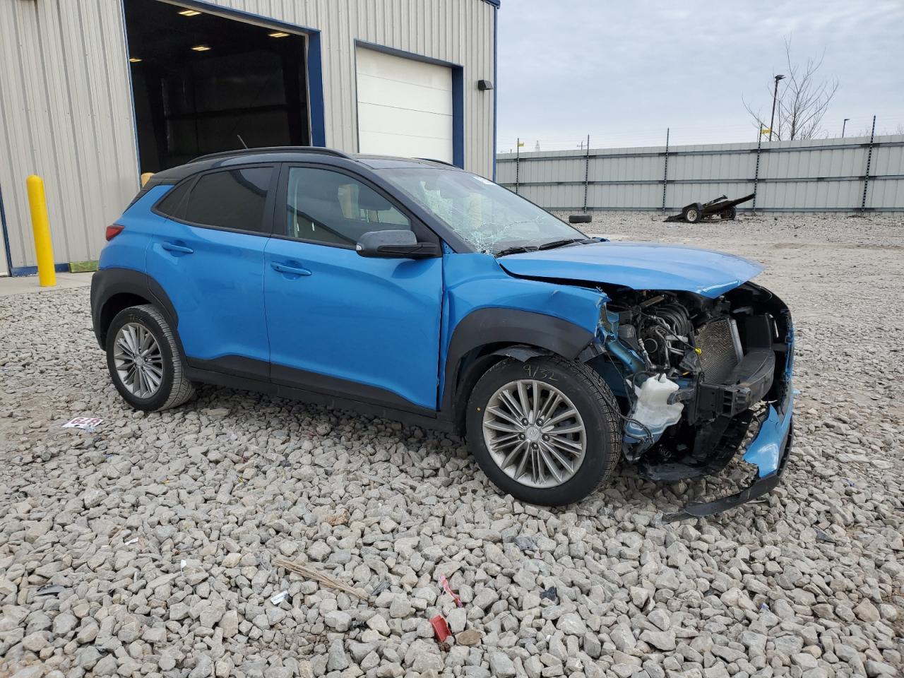 Photo 3 VIN: KM8K22AA7KU352490 - HYUNDAI KONA 