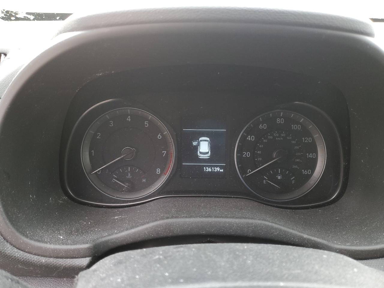 Photo 8 VIN: KM8K22AA7KU352490 - HYUNDAI KONA 