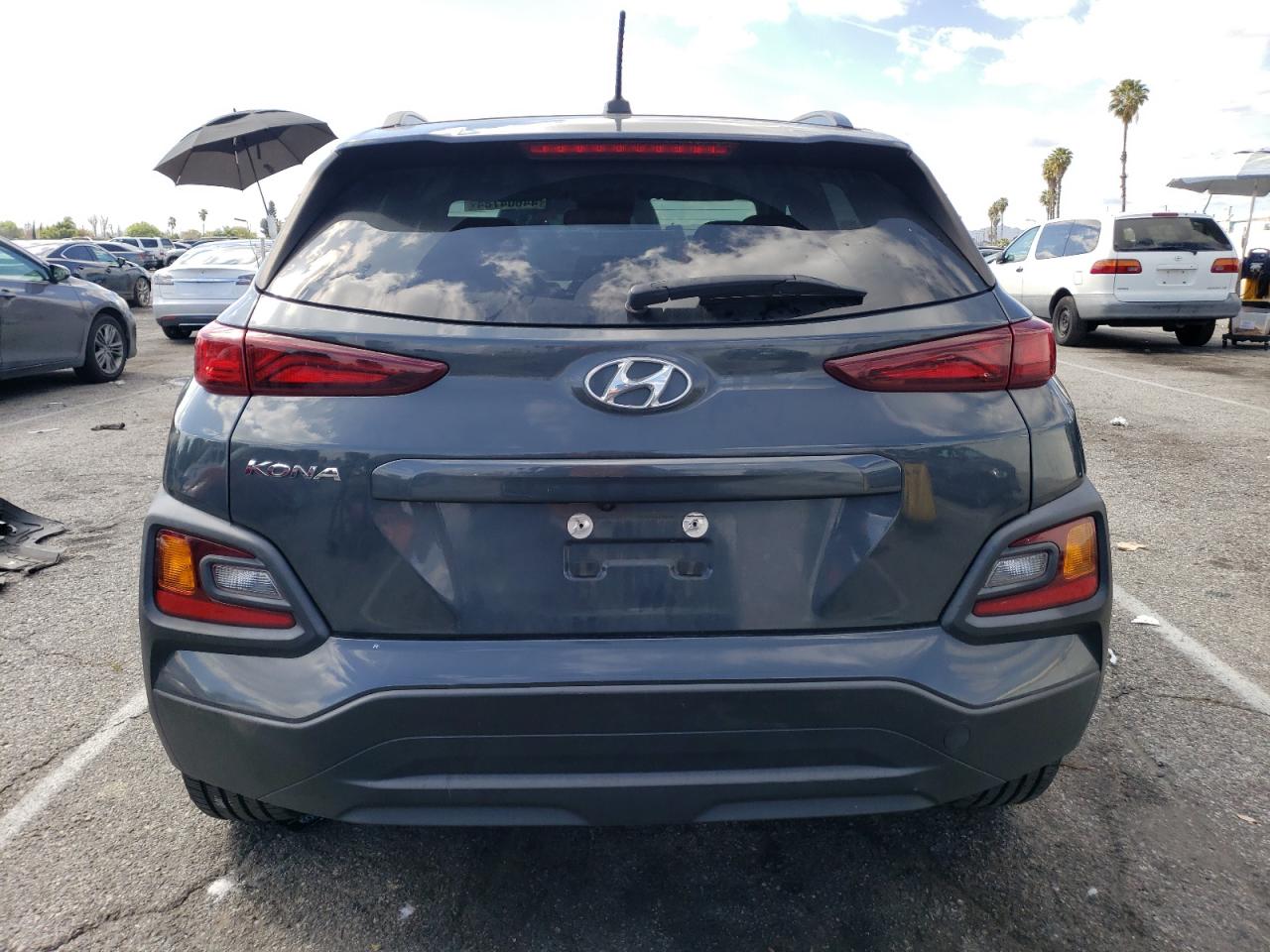 Photo 5 VIN: KM8K22AA7LU580216 - HYUNDAI KONA 