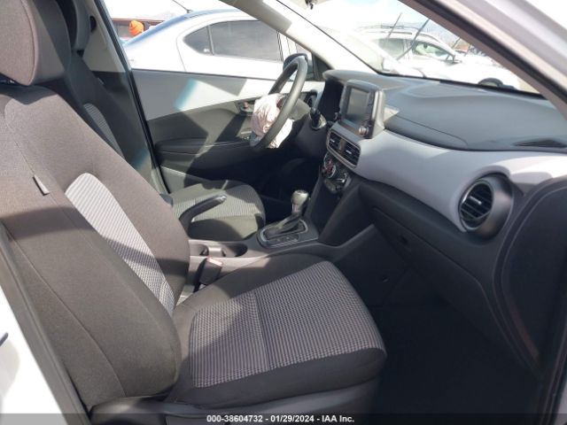 Photo 4 VIN: KM8K22AA8KU268484 - HYUNDAI KONA 