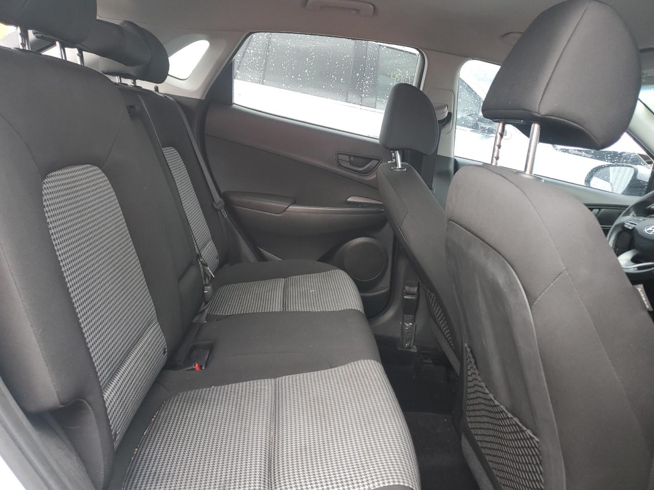 Photo 10 VIN: KM8K22AA9JU087408 - HYUNDAI KONA 