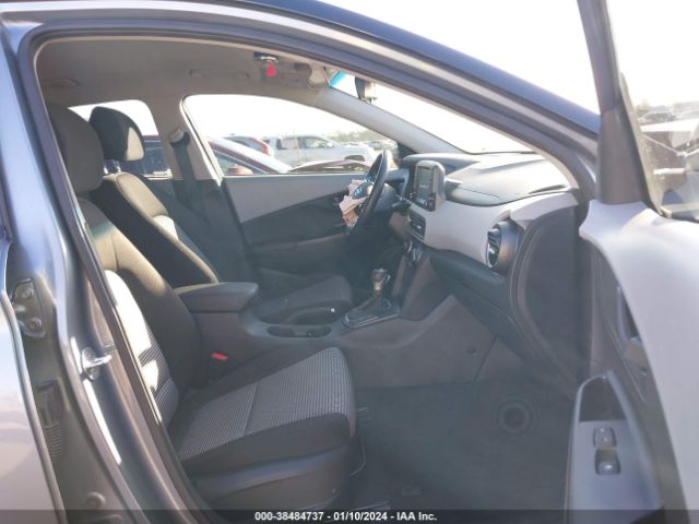 Photo 4 VIN: KM8K22AA9LU520647 - HYUNDAI KONA 