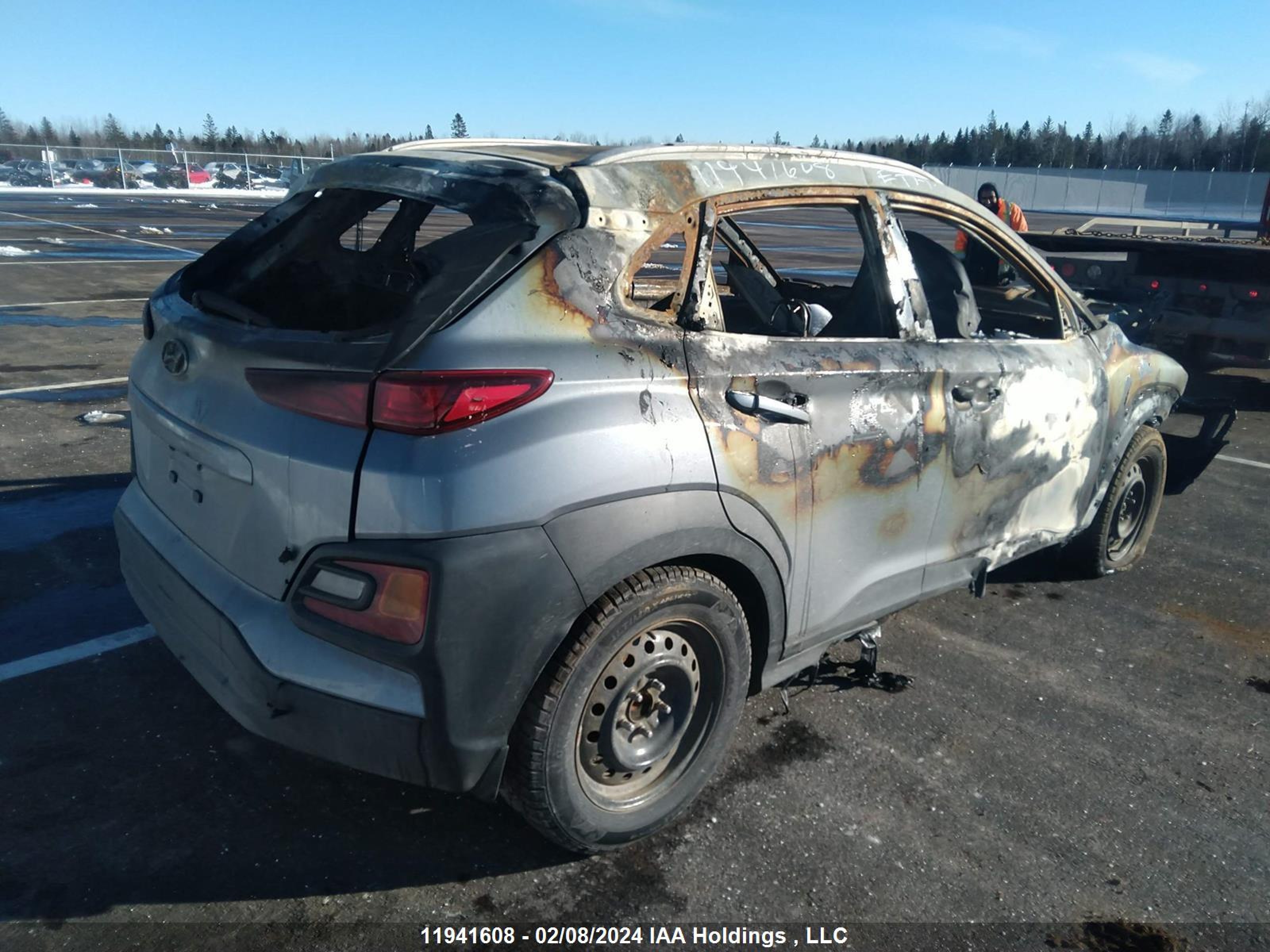 Photo 3 VIN: KM8K22AAXMU672843 - HYUNDAI KONA 