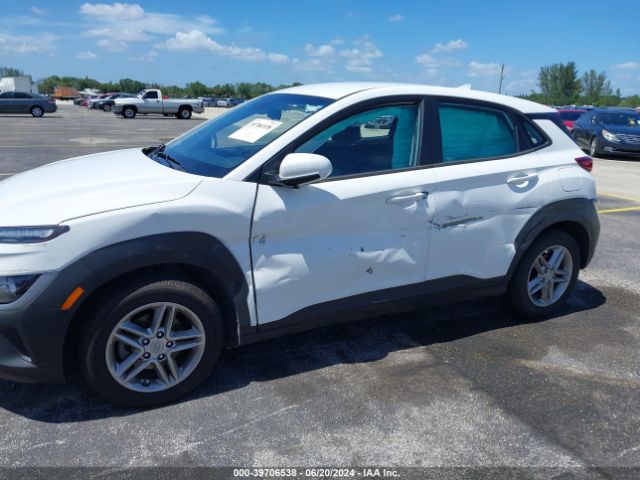 Photo 5 VIN: KM8K22AB1NU764031 - HYUNDAI KONA 