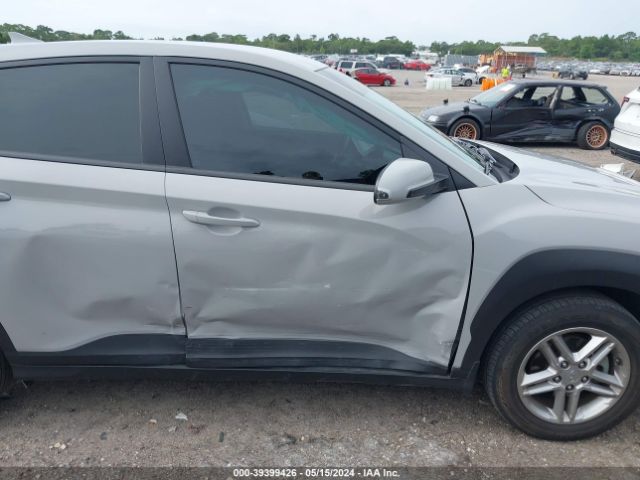 Photo 5 VIN: KM8K22AB1PU951398 - HYUNDAI KONA 