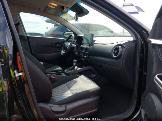 Photo 4 VIN: KM8K22AB3NU801158 - HYUNDAI KONA 