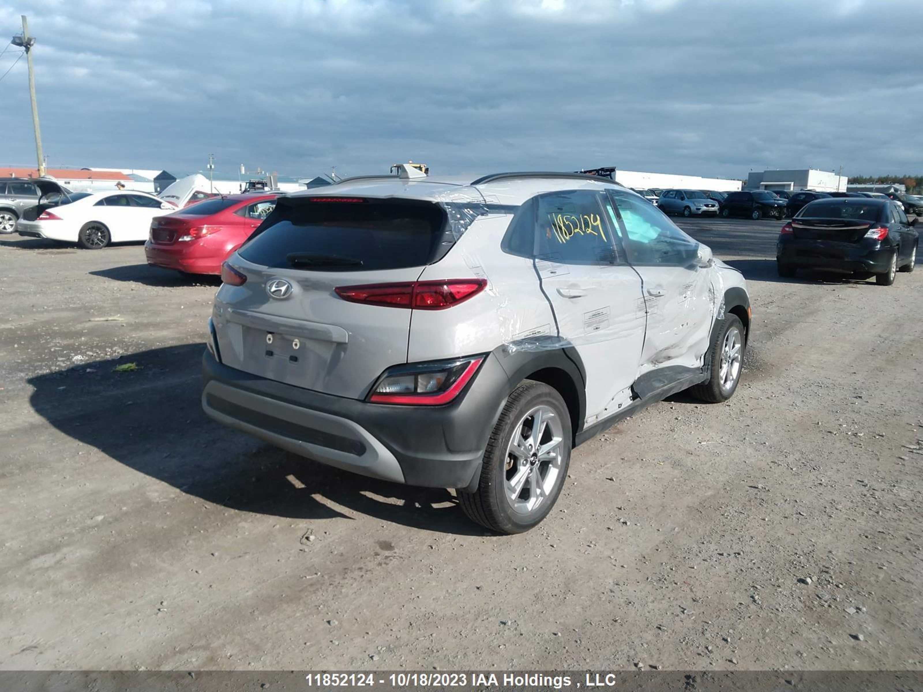 Photo 3 VIN: KM8K22AB3PU941827 - HYUNDAI KONA 