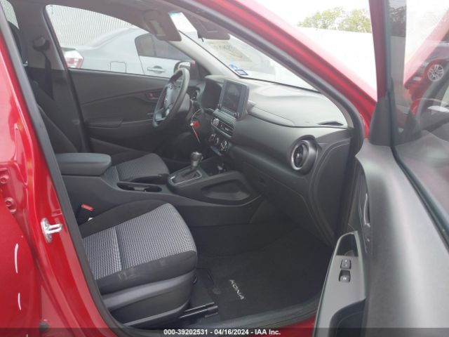 Photo 4 VIN: KM8K22AB4NU887774 - HYUNDAI KONA 