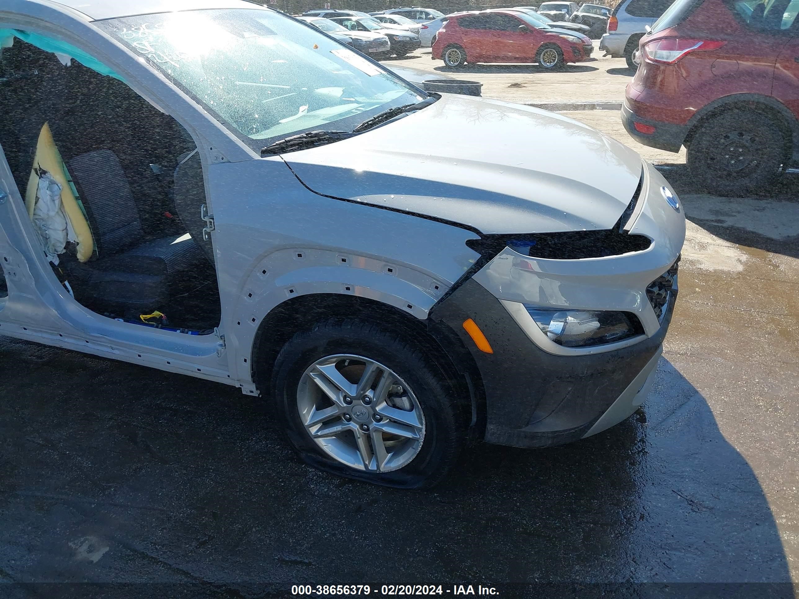 Photo 17 VIN: KM8K22AB4PU035539 - HYUNDAI KONA 