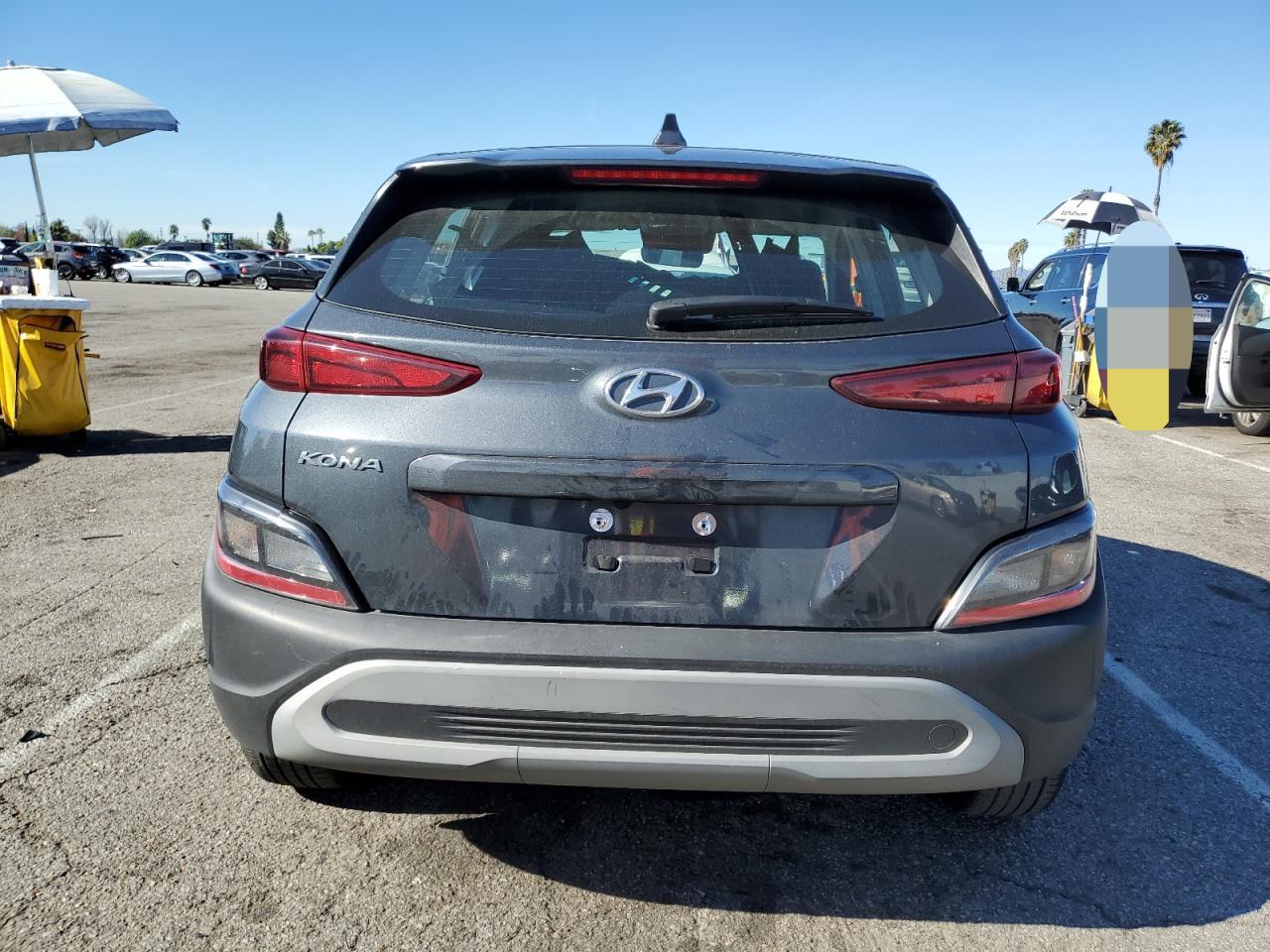 Photo 5 VIN: KM8K22AB6NU797588 - HYUNDAI KONA 