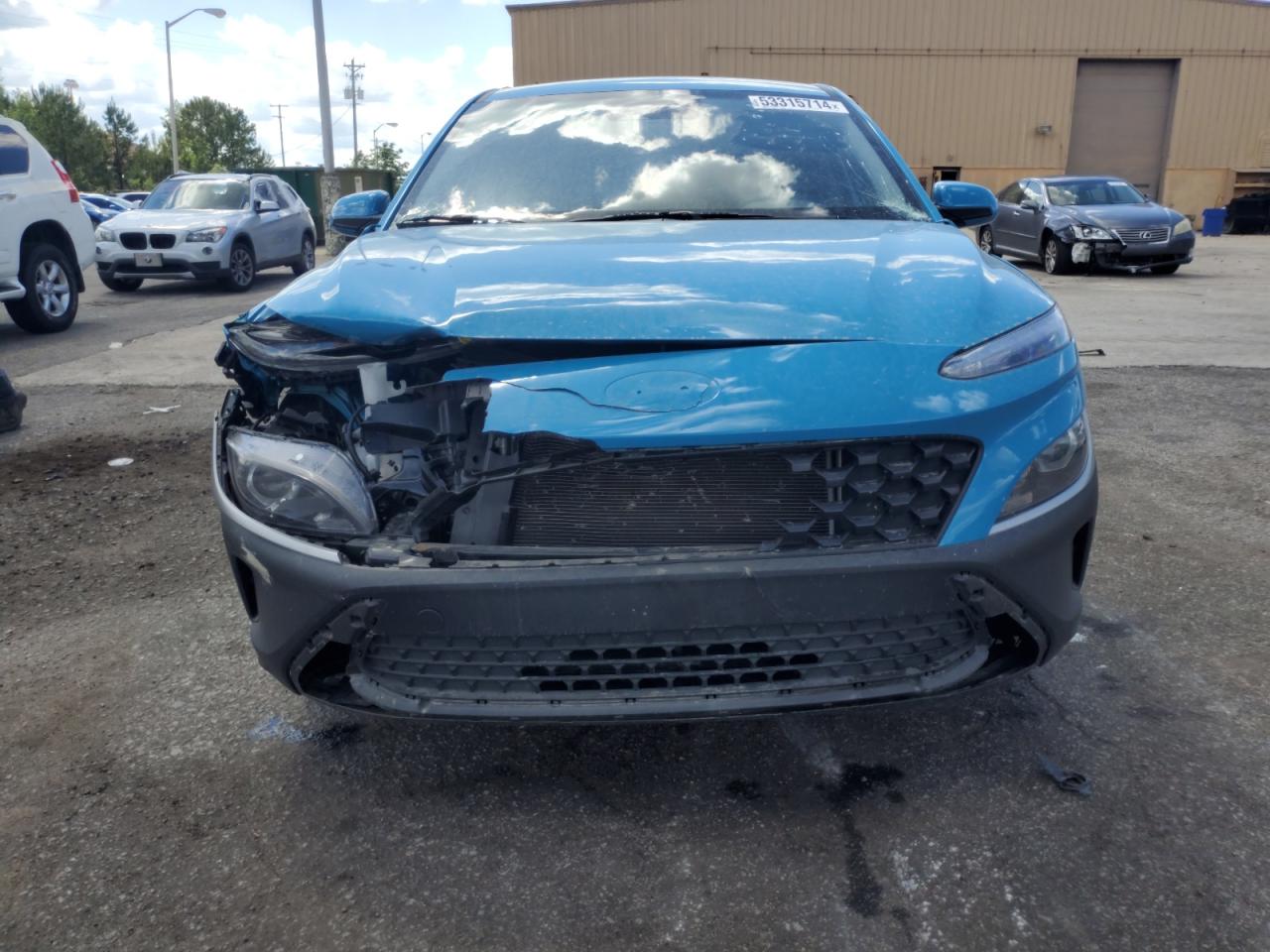 Photo 4 VIN: KM8K22AB6NU857689 - HYUNDAI KONA 