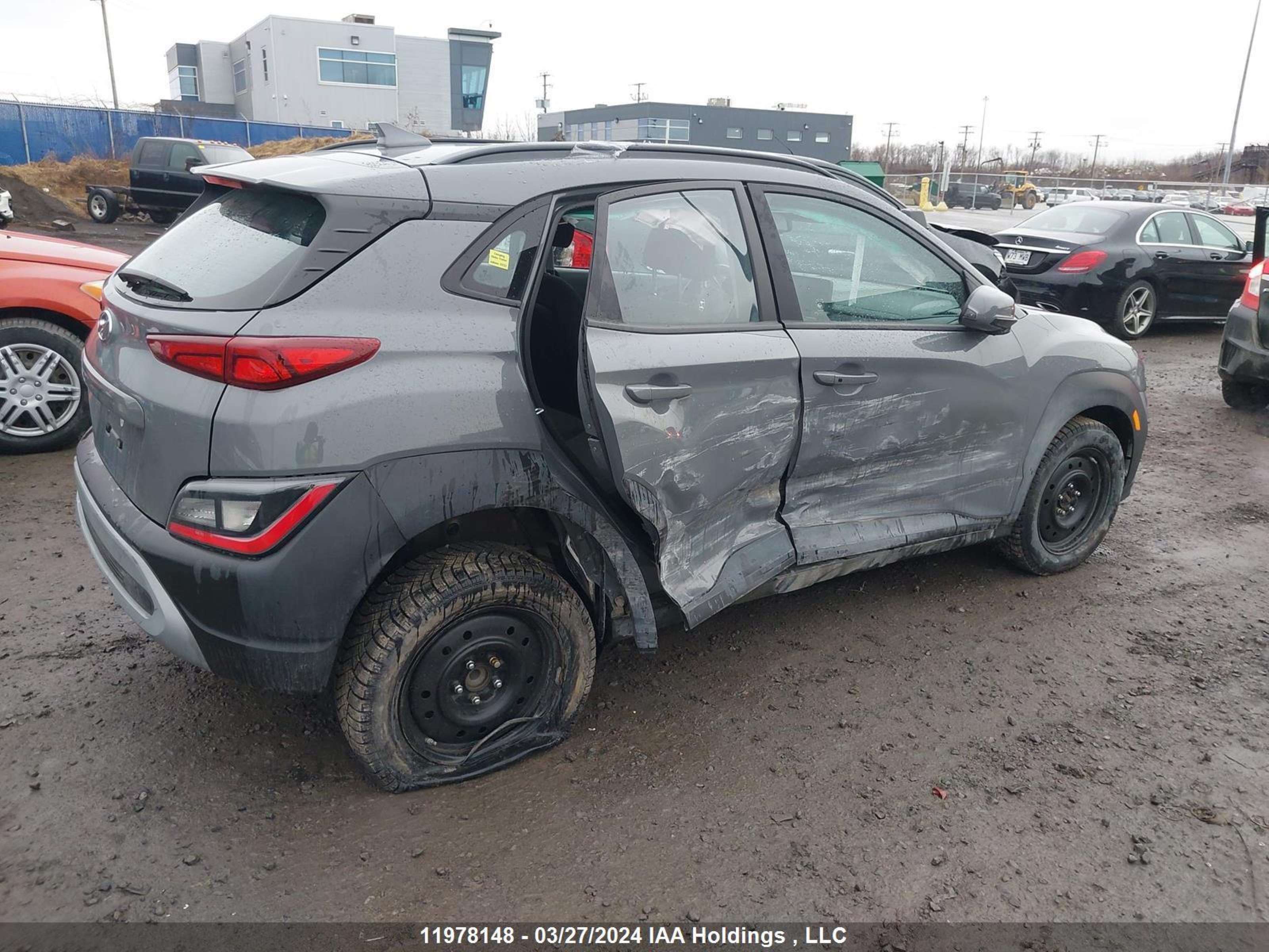 Photo 3 VIN: KM8K22AB6NU897089 - HYUNDAI KONA 