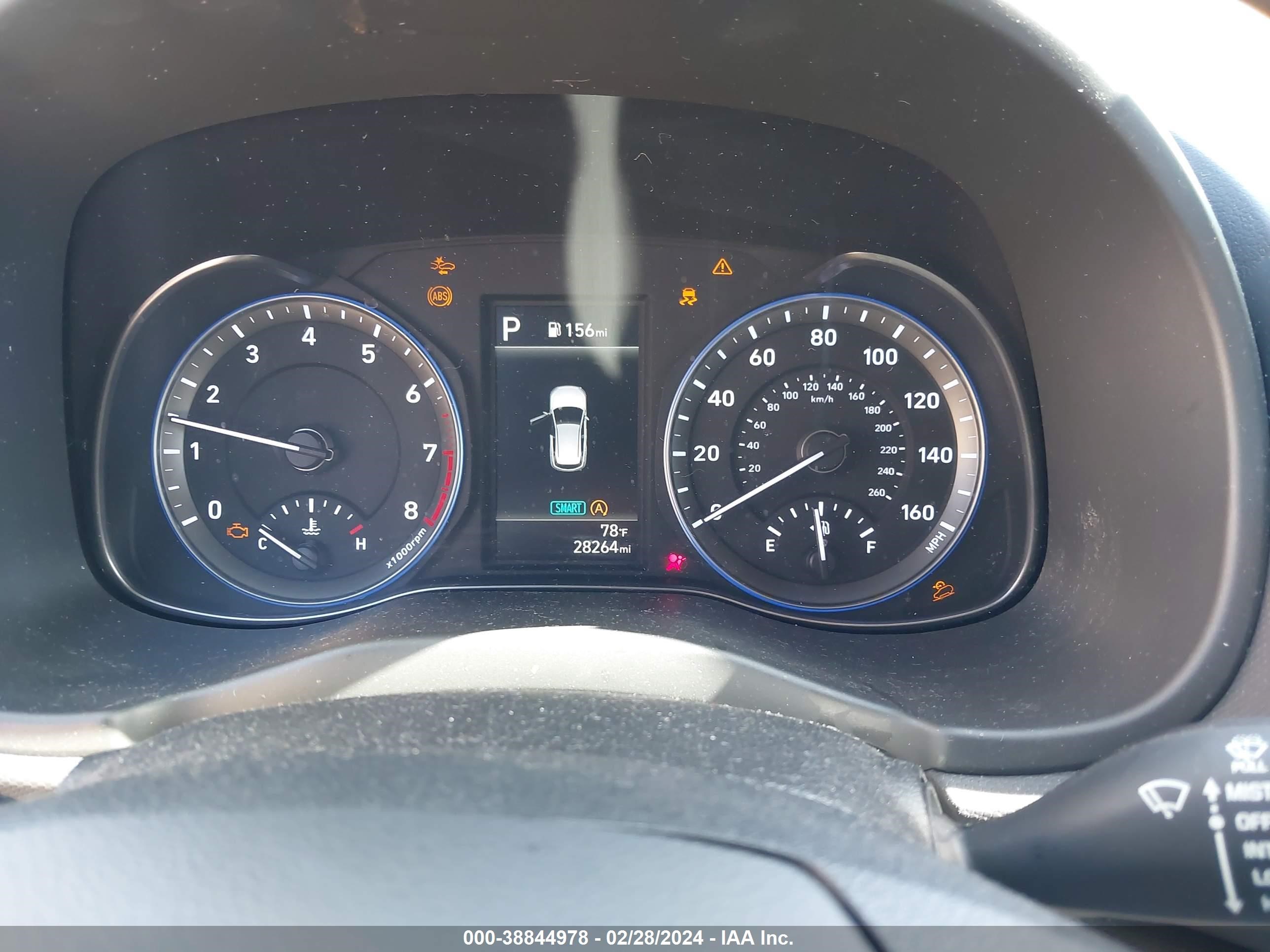 Photo 6 VIN: KM8K22AB8NU764995 - HYUNDAI KONA 