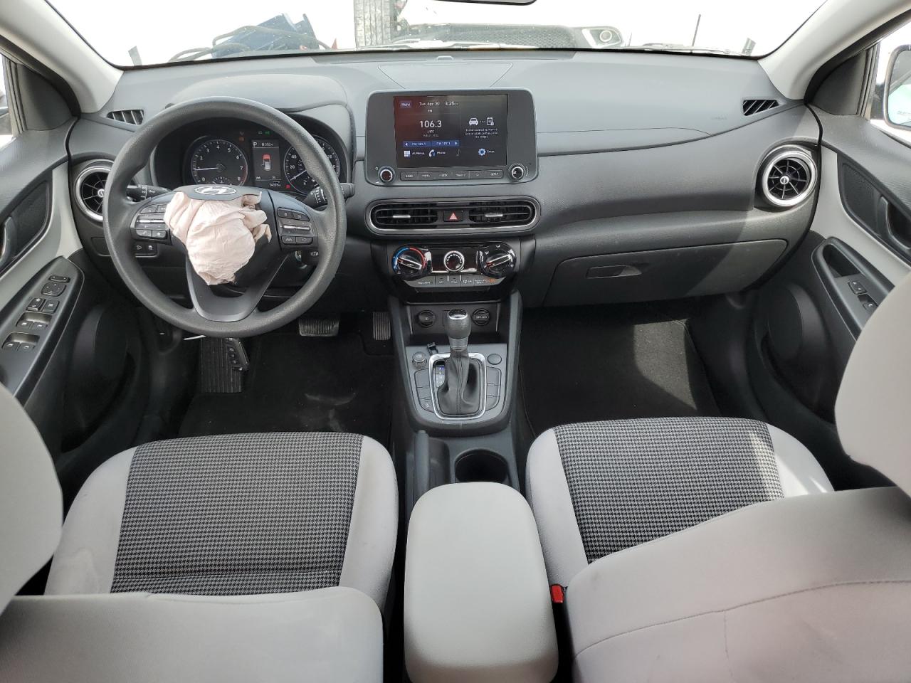 Photo 7 VIN: KM8K22AB8NU767427 - HYUNDAI KONA 