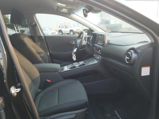 Photo 4 VIN: KM8K23AG4MU130633 - HYUNDAI KONA SEL 