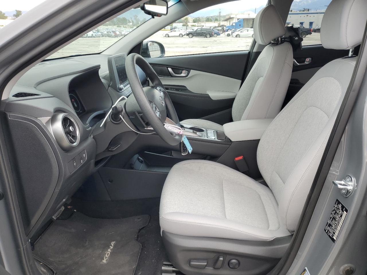 Photo 6 VIN: KM8K23AG5PU183569 - HYUNDAI KONA 