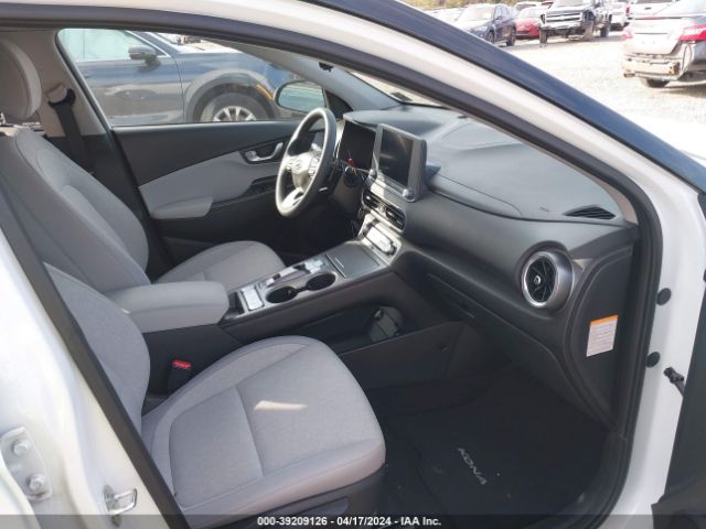 Photo 4 VIN: KM8K23AG7PU160990 - HYUNDAI KONA ELECTRIC 