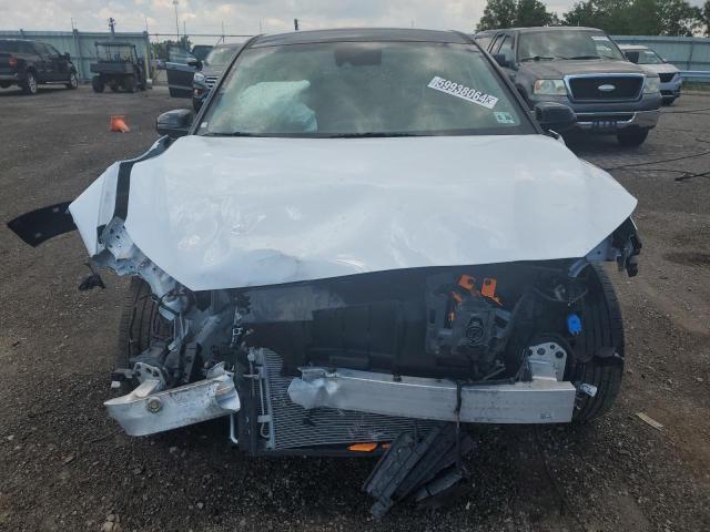 Photo 4 VIN: KM8K23AG8MU133938 - HYUNDAI KONA 