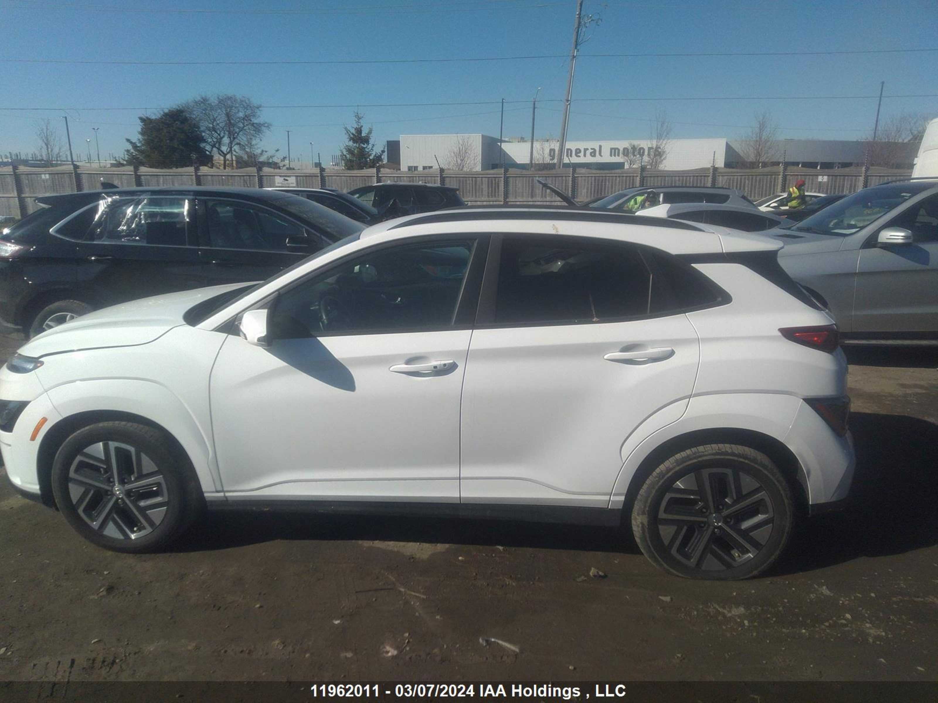 Photo 13 VIN: KM8K23AGXPU176228 - HYUNDAI KONA 