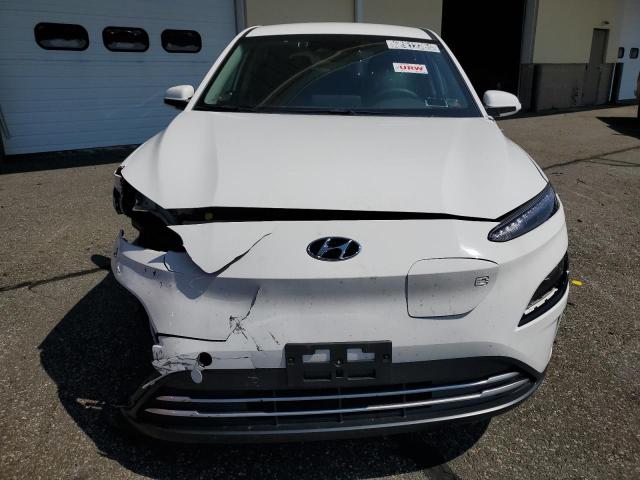 Photo 4 VIN: KM8K23AGXPU180389 - HYUNDAI KONA SE 